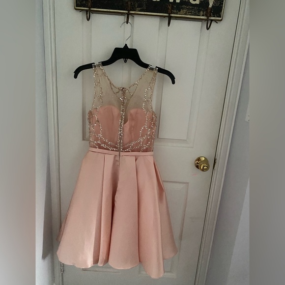 Pink Prom/Grad Dress - Picture 2 of 5